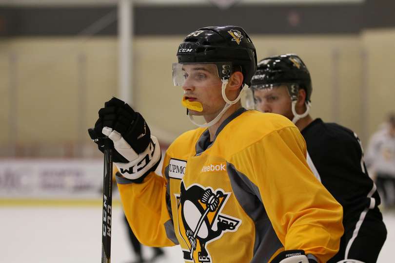 Pittsburgh Penguins Reebok Gold Practice Jersey